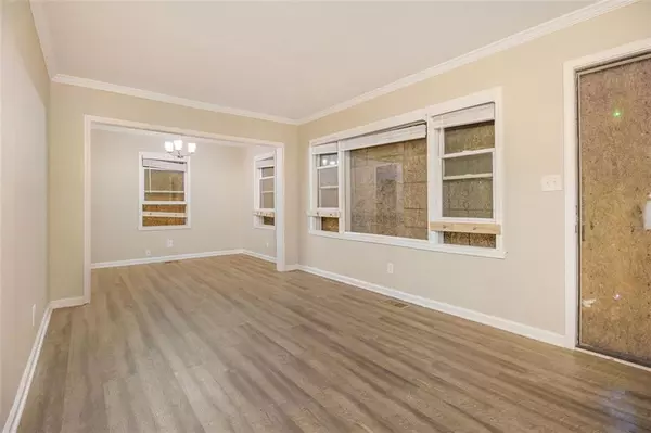 Decatur, GA 30035,1907 OAK VALLEY RD