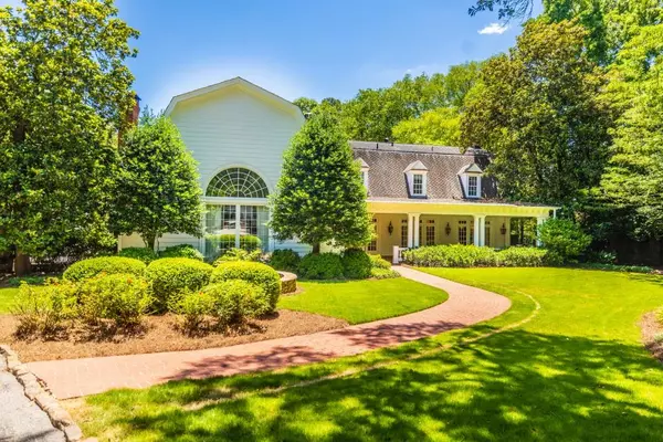 Atlanta, GA 30305,468 W Paces Ferry RD