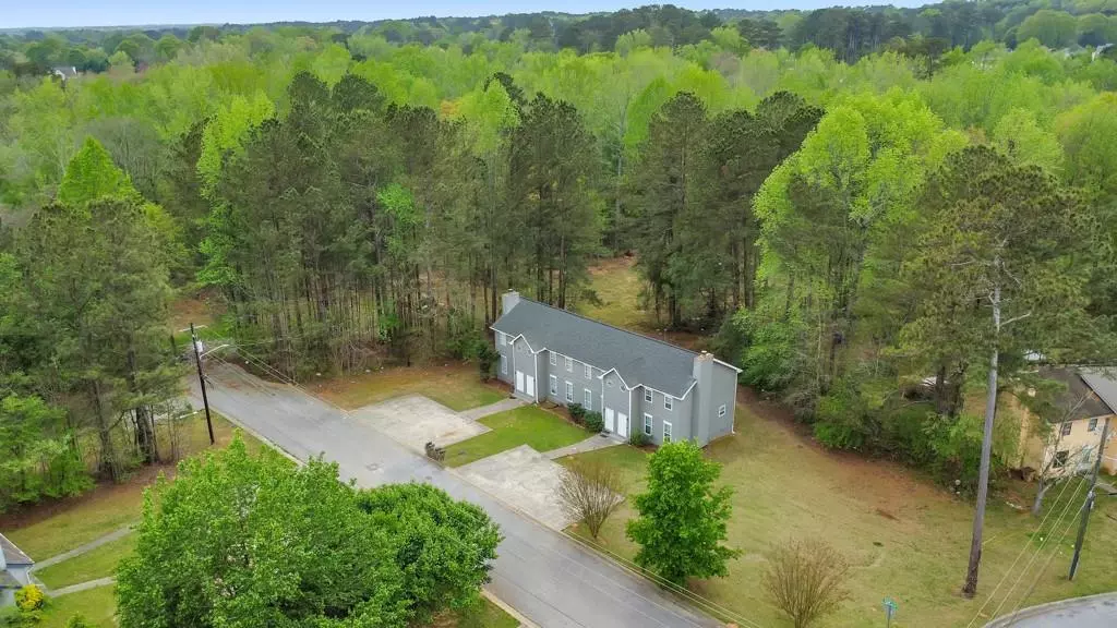 8537 Pineland DR, Jonesboro, GA 30238