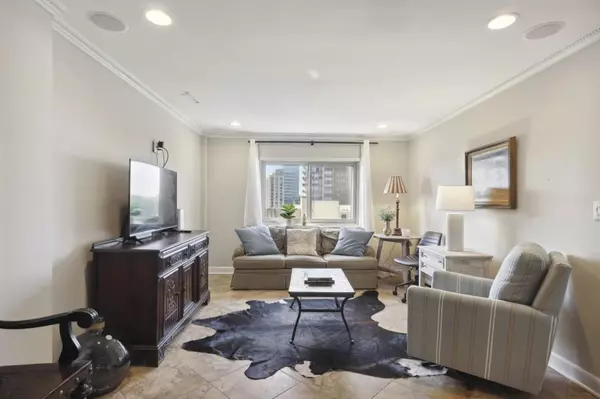 2285 Peachtree RD NE #1207, Atlanta, GA 30309