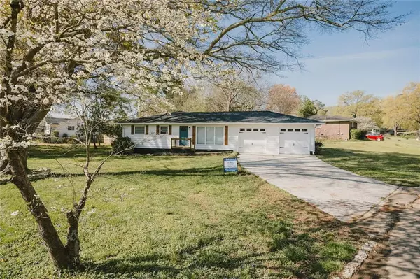 15 Van Tassel DR SE, Lindale, GA 30147