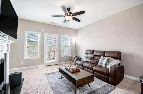 Atlanta, GA 30328,7620 Stoneridge DR