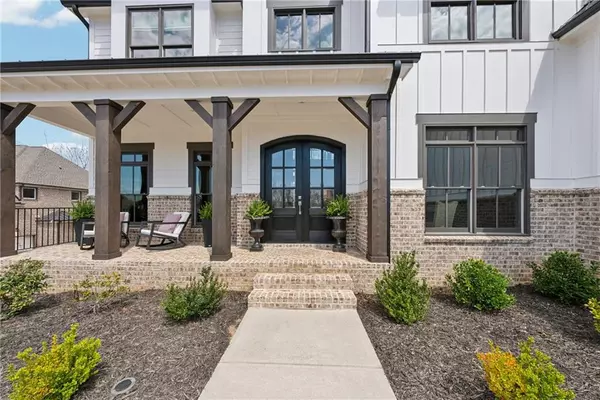Roswell, GA 30075,13415 Bishops CT