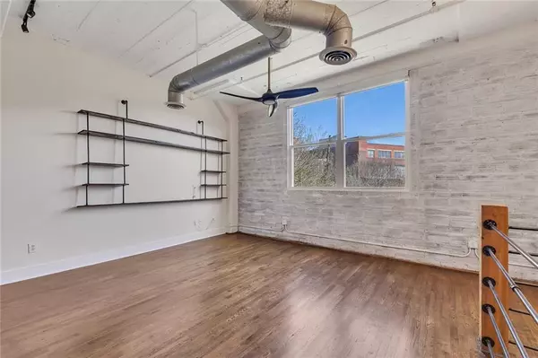 172 Haynes ST SW #108 Atlanta, GA 30313