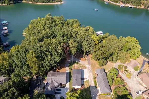 Buford, GA 30518,6160 Lake Lanier Heights RD