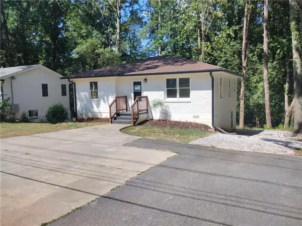 3543 S Cobb DR S, Smyrna, GA 30080