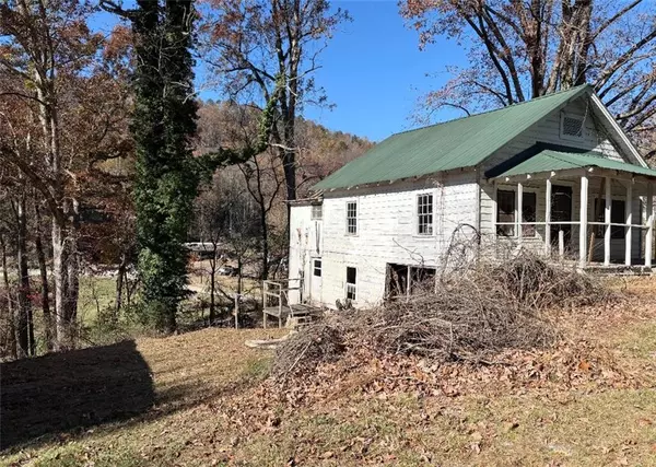 Toccoa, GA 30577,28 Old Clarksville RD