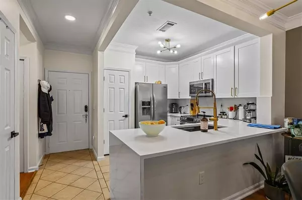 Atlanta, GA 30338,1850 Cotillion DR #2221