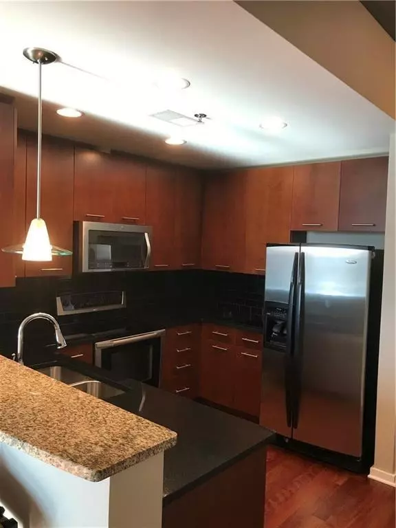 Atlanta, GA 30326,3324 Peachtree RD NE #1010
