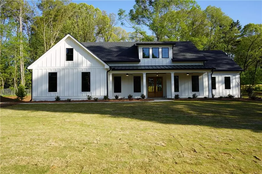 1632 Oleander DR SW, Lilburn, GA 30047