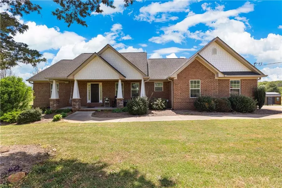 521 Adams RD, Cedartown, GA 30125