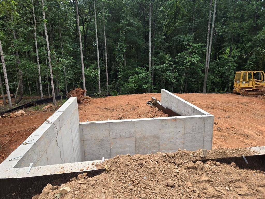 Roswell, GA 30075,140 Cedarwood LN