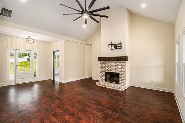 Mansfield, GA 30055,387 Bennett DR