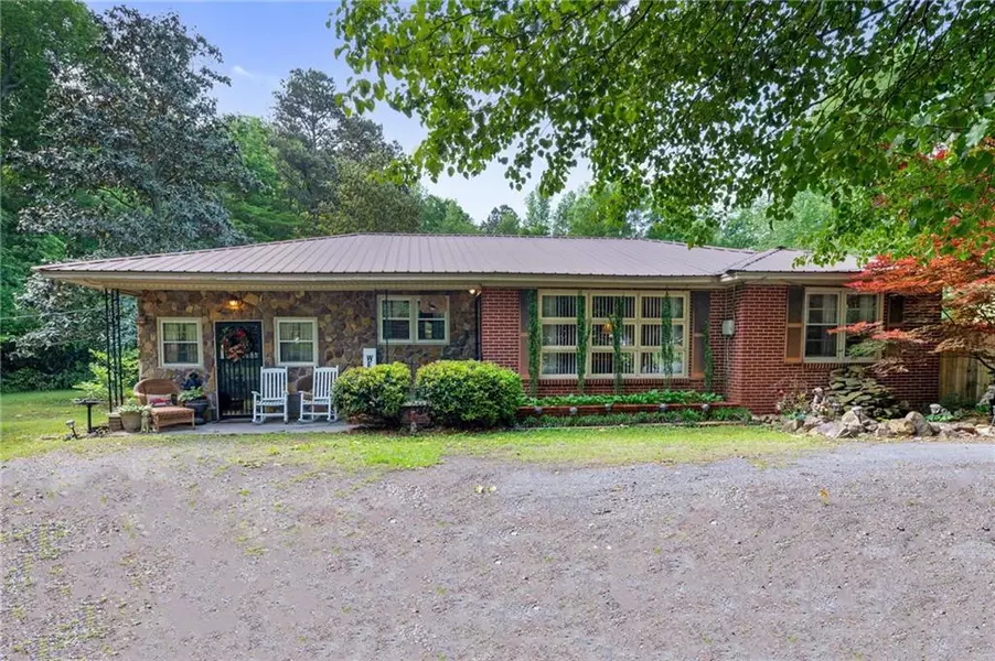 413 New Town RD NE, Calhoun, GA 30701