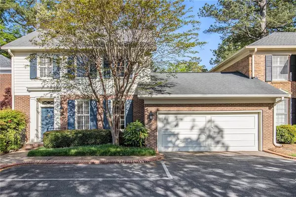 Decatur, GA 30030,629 Pinetree DR