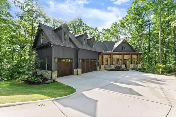 Dahlonega, GA 30533,448 Golden Bear PASS