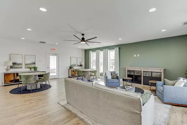 Jefferson, GA 30549,384 Glenside DR
