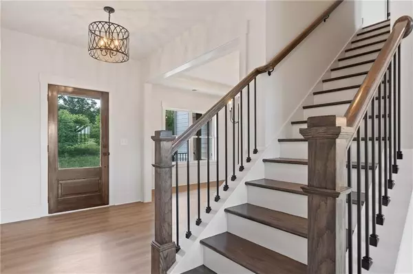 Hoschton, GA 30548,223 Tennessee Walker WAY