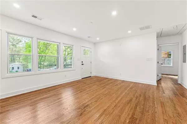 Decatur, GA 30032,2146 Trailwood RD