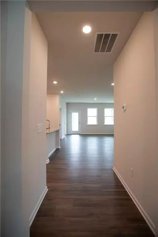 Dallas, GA 30132,8 Rosebud LN