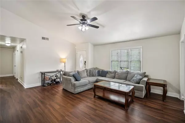 Woodstock, GA 30188,140 Apple Valley DR