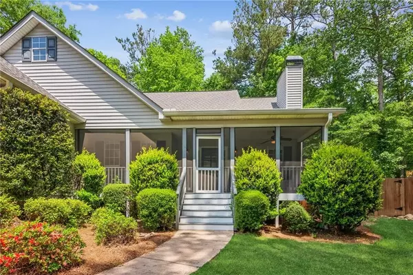 7675 Rose LN,  Cumming,  GA 30040