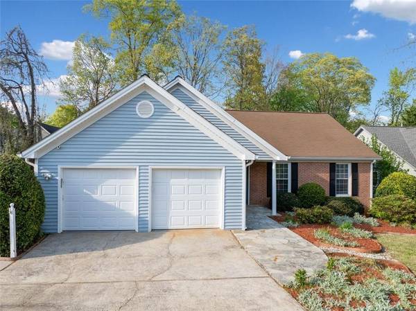 5265 BENTLEY HALL DR, Alpharetta, GA 30005