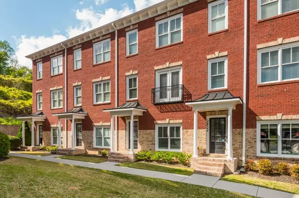 2430 Dresden Parc CIR, Atlanta, GA 30345