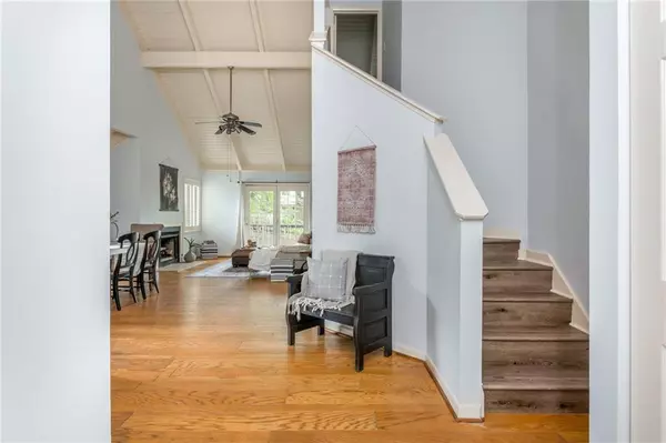 Atlanta, GA 30318,2109 Defoors Ferry RD NW #D