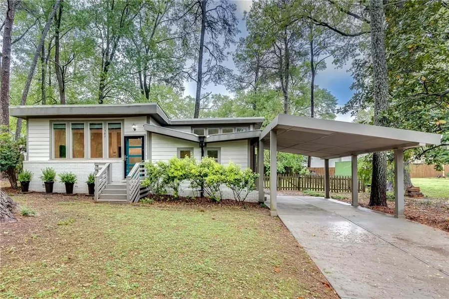 1587 Wainwright DR SE, Atlanta, GA 30316