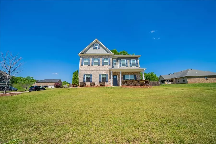 10 Edgewater CT, Covington, GA 30016