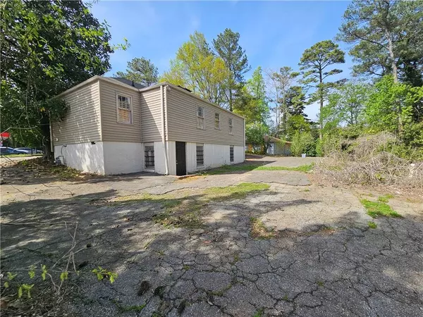 Decatur, GA 30033,1799 Clairmont RD