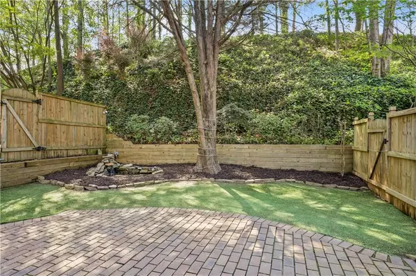 1209 Brookhaven Woods CT NE, Brookhaven, GA 30319