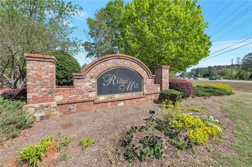 Acworth, GA 30102,310 Oak Leaf PL