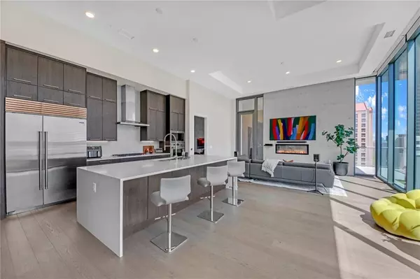 Atlanta, GA 30309,40 12th ST NE #903