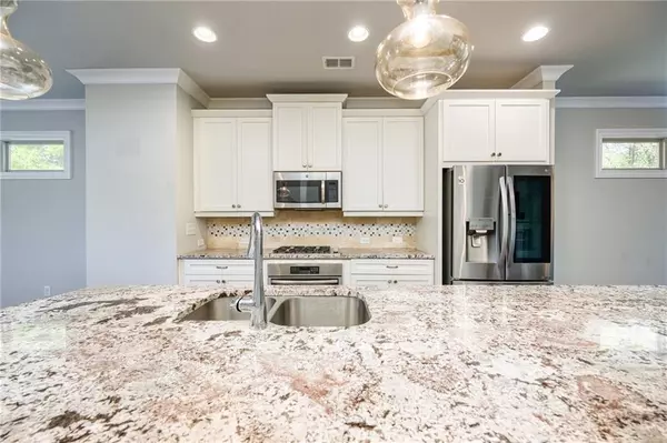 Alpharetta, GA 30022,1026 Township SQ