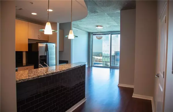 Atlanta, GA 30308,400 W PEACHTREE ST NW #2705