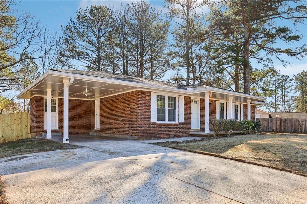 Jonesboro, GA 30238,8298 Holly DR