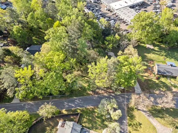 Roswell, GA 30075,335 Alpine DR