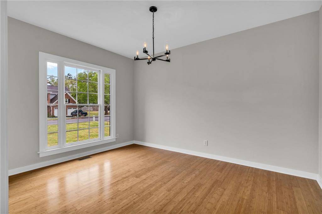 Flowery Branch, GA 30542,6231 Spring Lake DR