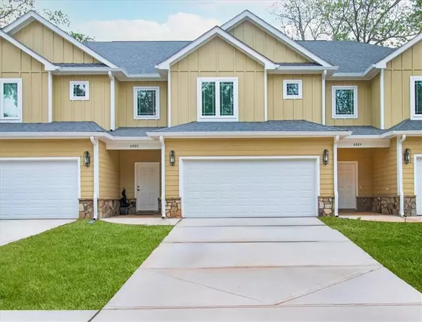 6880 Robinson ST, Lithonia, GA 30058