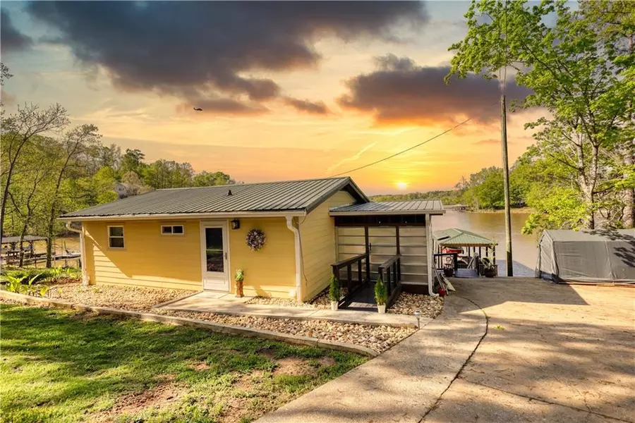 480 Friar Tuck CIR, Covington, GA 30014