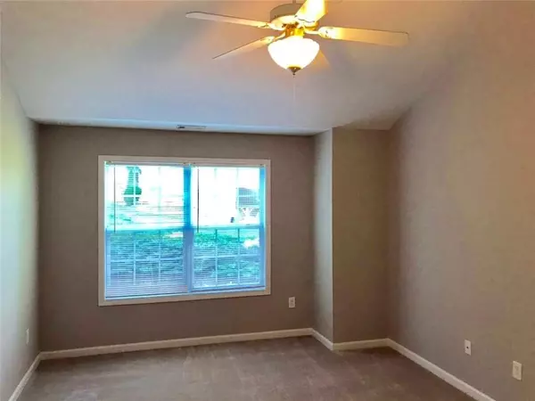 Kennesaw, GA 30144,1975 Hoods Fort CIR NW #24