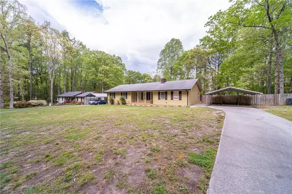 Loganville, GA 30052,284 Zion Wood RD