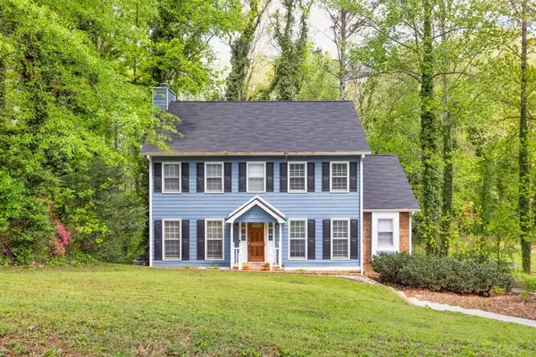 1972 Tanglewood DR,  Snellville,  GA 30078