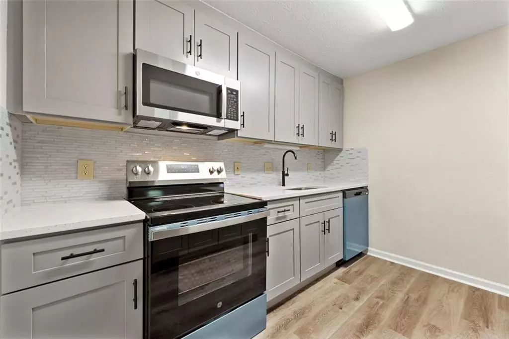 Tucker, GA 30084,1371 Branch DR