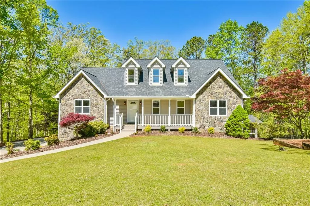 Flowery Branch, GA 30542,6025 River Oaks DR