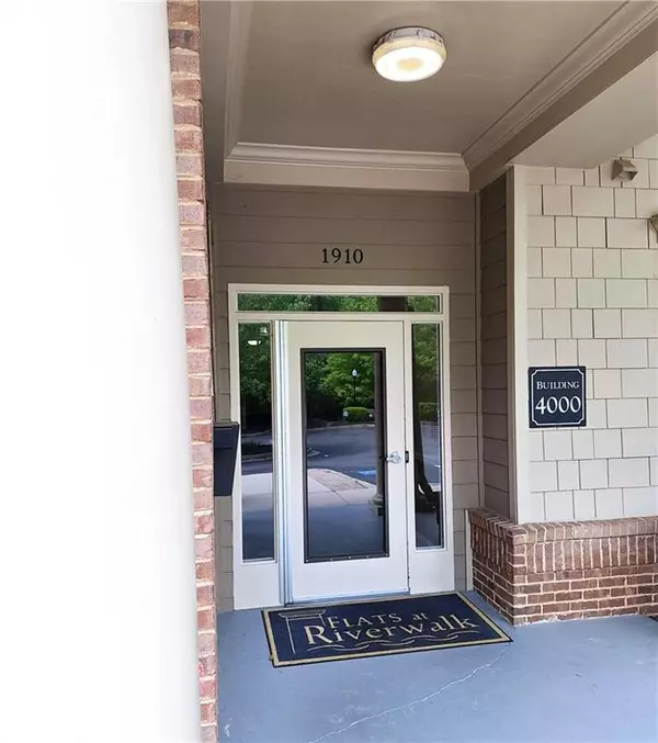 Atlanta, GA 30339,1910 Cedar Glenn WAY #4104