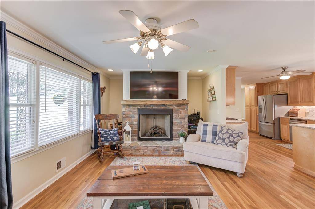 Duluth, GA 30096,4048 Suzanne LN