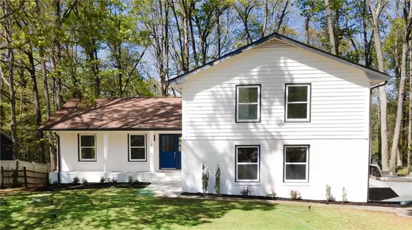 185 Ansley CT, Roswell, GA 30076